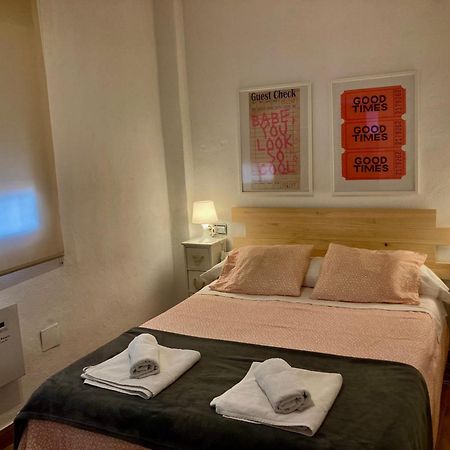 Apartamento Del Rio Пинос Хенил Екстериор снимка
