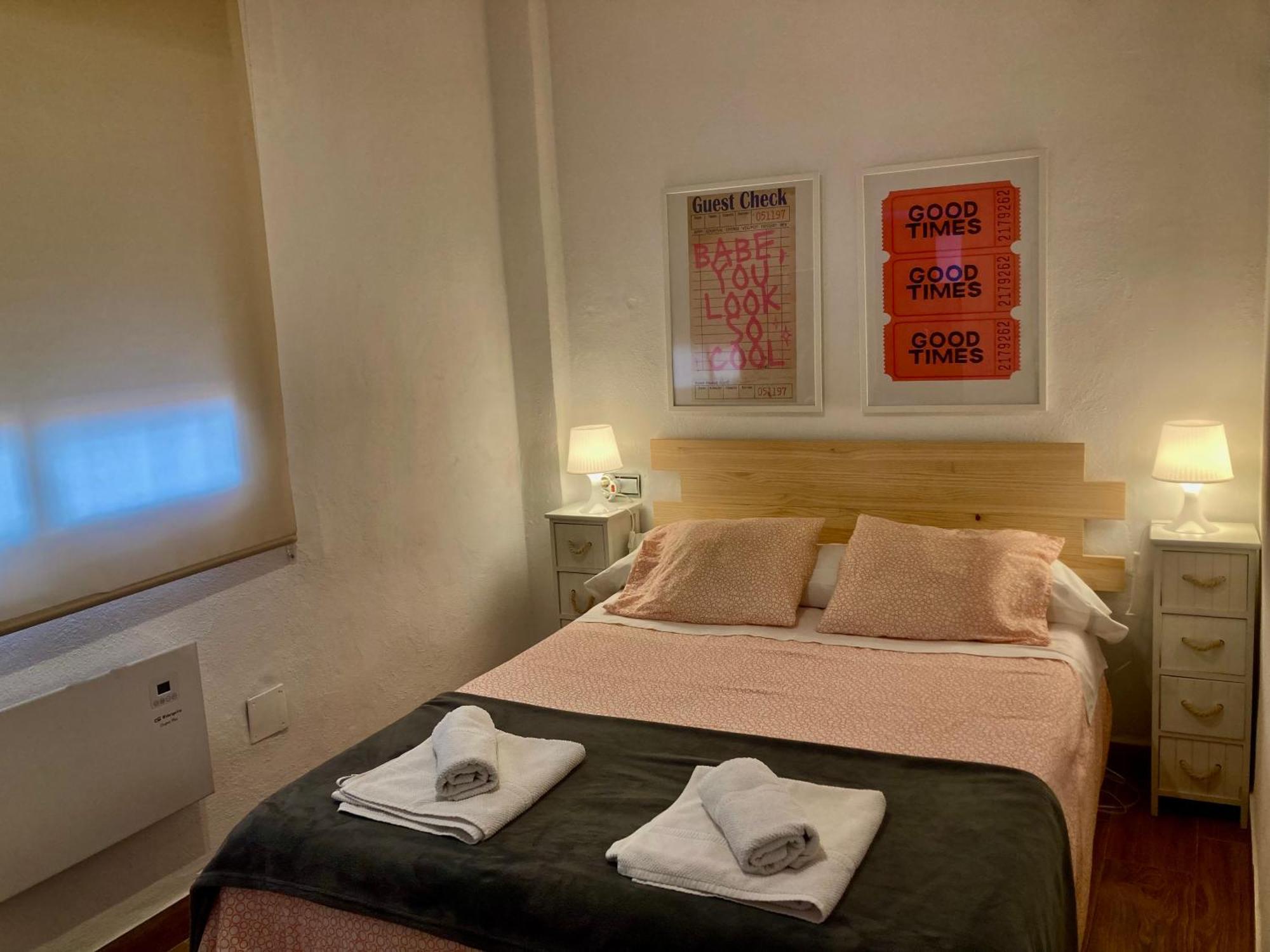 Apartamento Del Rio Пинос Хенил Екстериор снимка